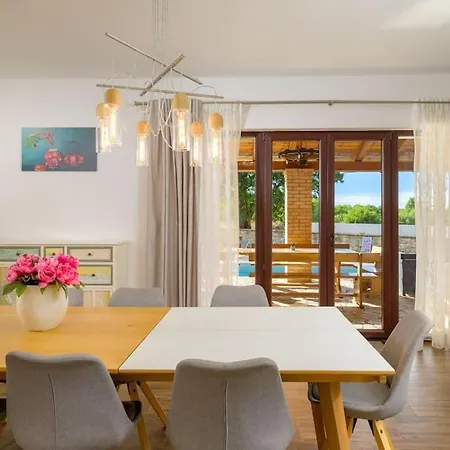 Antonija By Istrialux Villa *