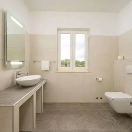 Antonija By Istrialux Krmed