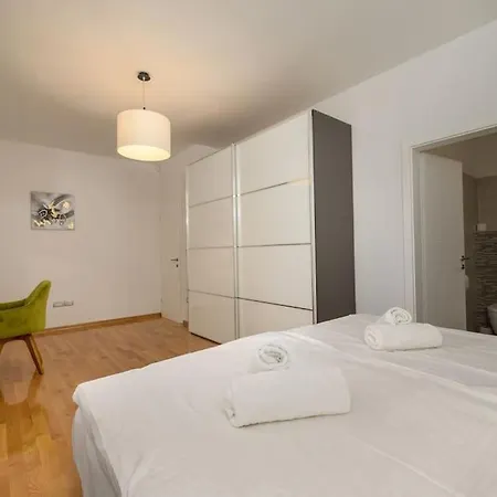 Antonija By Istrialux * Krmed